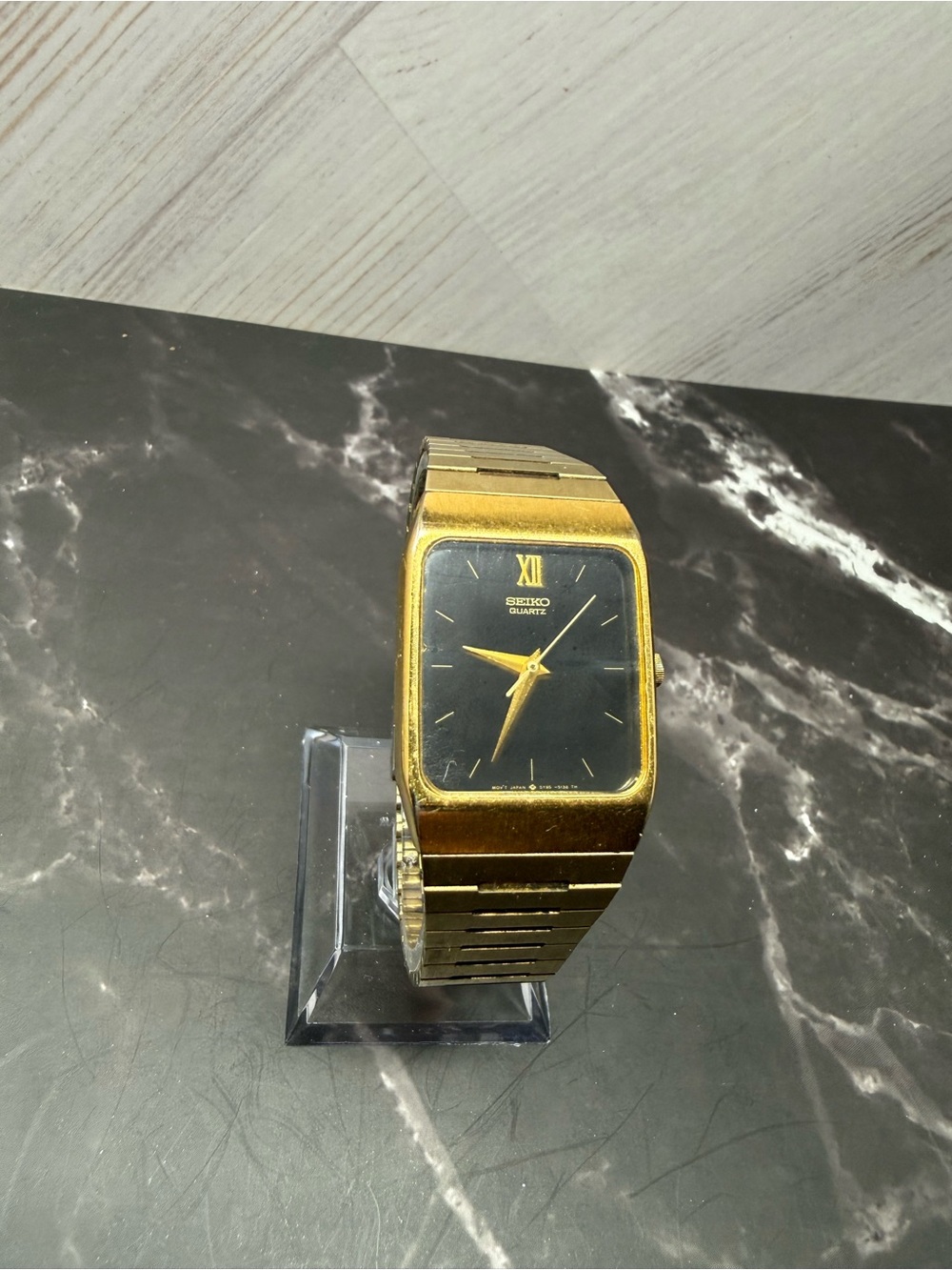Seiko Tank Watch Men 24mm Black Dial Gold Tone Rectangle 5p30-5d00